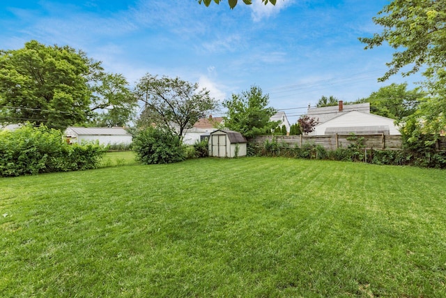 794 E Brighton Rd, Columbus, OH 43224 - view of yard featuring a storage unit