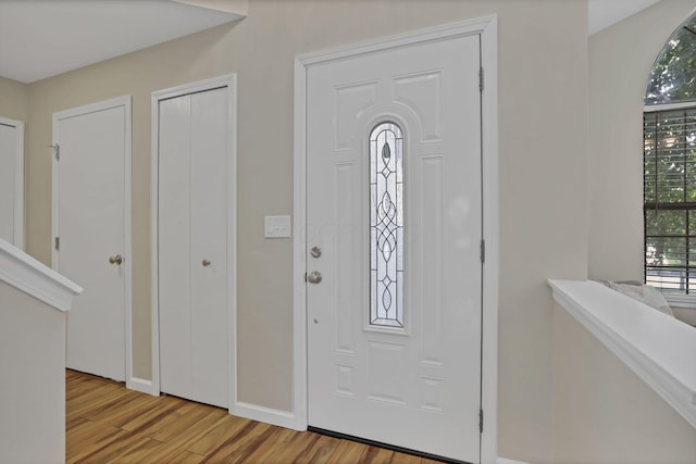 2375 Oakthorpe Dr, Hilliard, OH 43026 - foyer entrance with light wood-style floors and baseboards