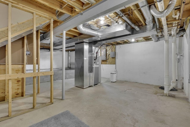 2375 Oakthorpe Dr, Hilliard, OH 43026 - unfinished below grade area with heating unit