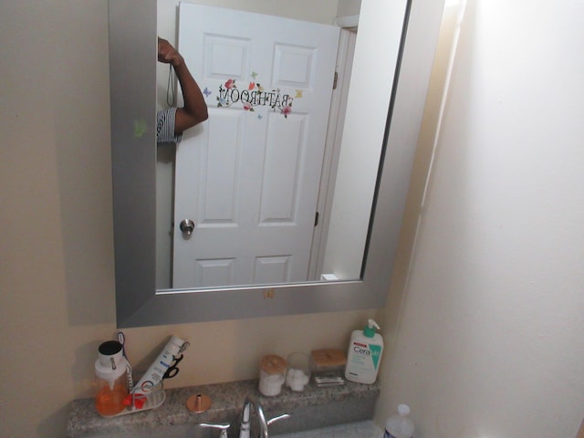 1881 Brimfield Rd, Columbus, OH 43229 - bathroom view
