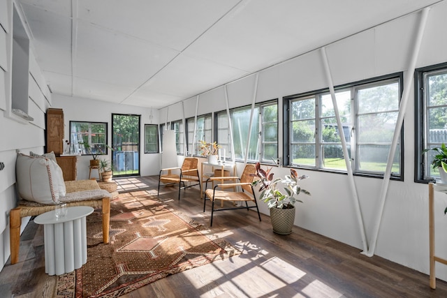 3287 Leighton Rd, Columbus, OH 43221 - sunroom / solarium with wood finished floors and healthy amount of natural light