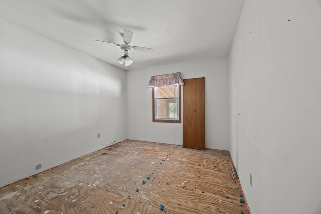 1716 Homer Rd NW, Utica, OH 43080 - spare room with a ceiling fan
