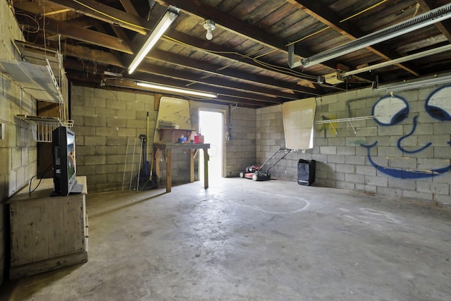 846 4th St, Lancaster, OH 43130 - below grade area with concrete block wall