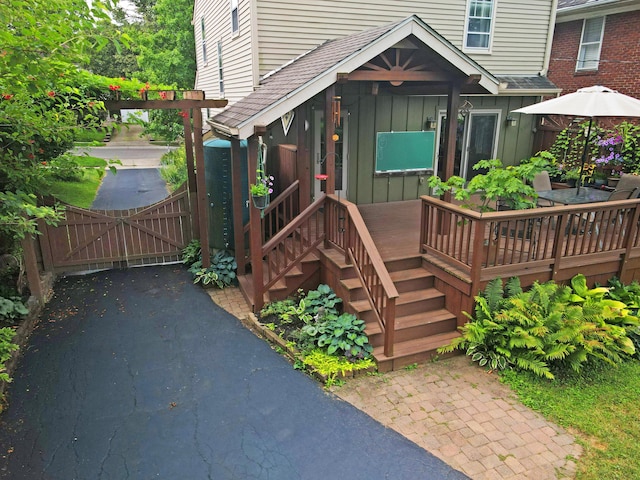 214 Blenheim Rd, Columbus, OH 43214 - photo 2