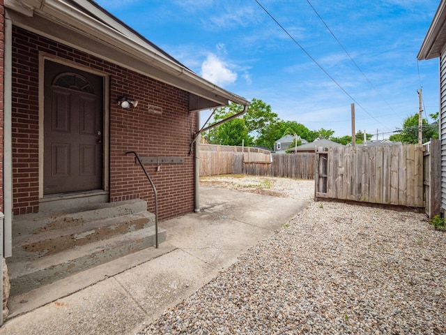 1360 S High St, Columbus, OH 43207 - entrance to property featuring brick siding