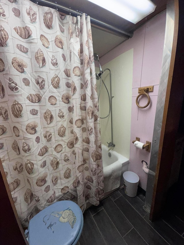 1470 S Riverview Rd, Malta, OH 43758 - bathroom featuring toilet and shower / tub combo