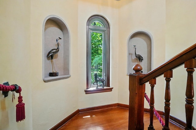 2475 Signal Hill Rd, Springfield, OH 45504 - entrance foyer with wood finished floors and baseboards