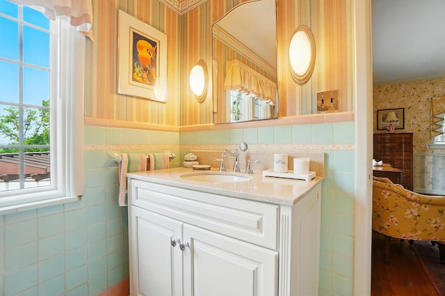 2475 Signal Hill Rd, Springfield, OH 45504 - bathroom featuring wallpapered walls, vanity, and tile walls