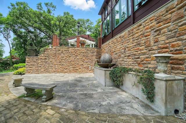 2475 Signal Hill Rd, Springfield, OH 45504 - view of patio