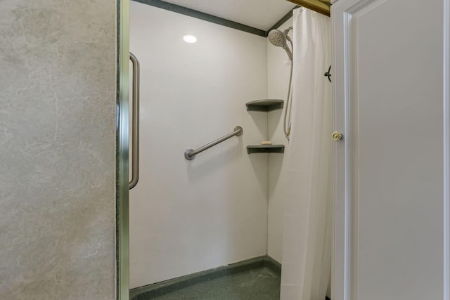2809 Bella Via Ave, Columbus, OH 43231 - full bathroom featuring a shower stall