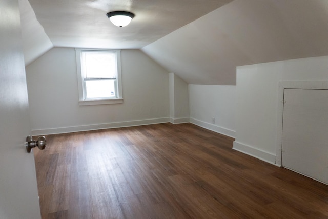 139 S Ashburton Rd, Columbus, OH 43213 - additional living space with wood finished floors and vaulted ceiling
