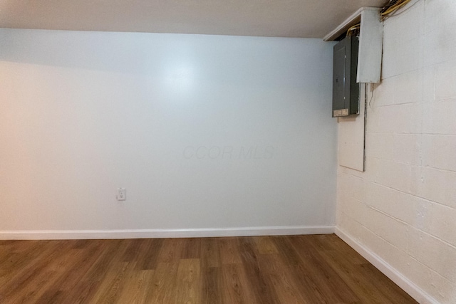 139 S Ashburton Rd, Columbus, OH 43213 - below grade area featuring electric panel and wood finished floors