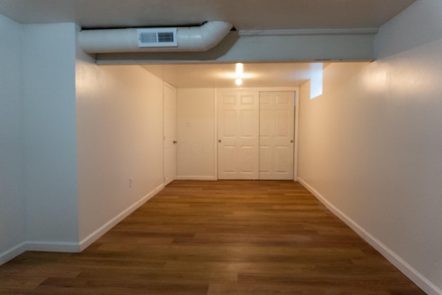 139 S Ashburton Rd, Columbus, OH 43213 - finished basement with wood finished floors and baseboards