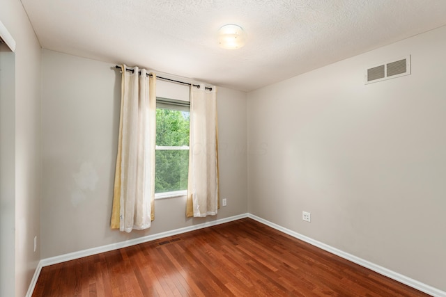 7774 Kingman Pl, Lewis Center, OH 43035 - spare room with wood finished floors and baseboards