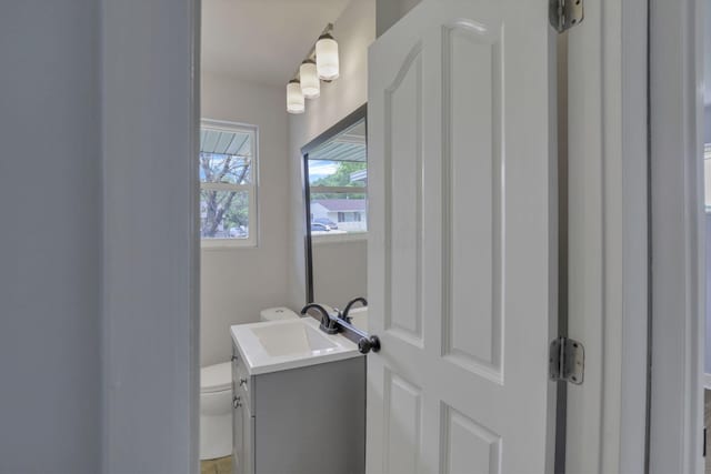 3749 Dort Pl, Columbus, OH 43227 - half bathroom featuring vanity and toilet