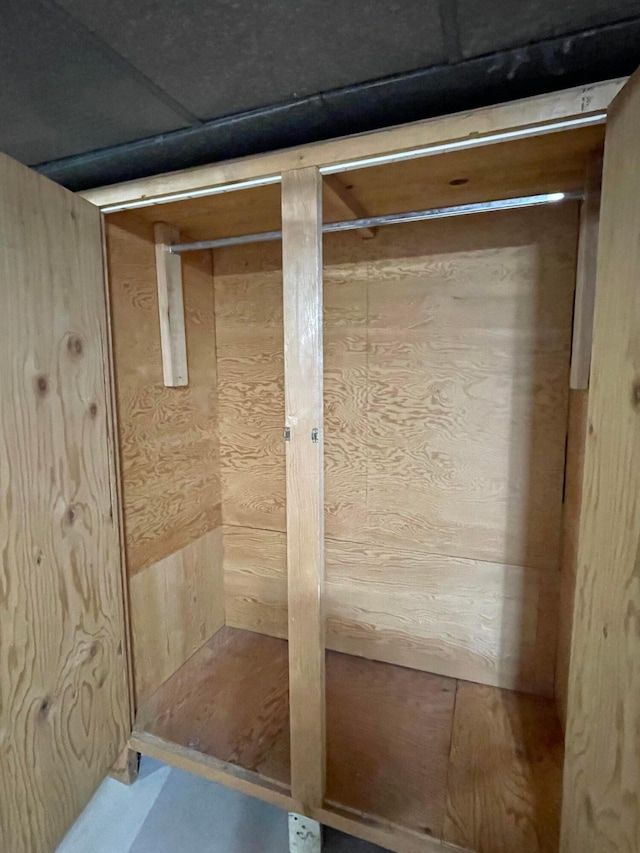 2666 Eugene Ave, Grove City, OH 43123 - view of closet