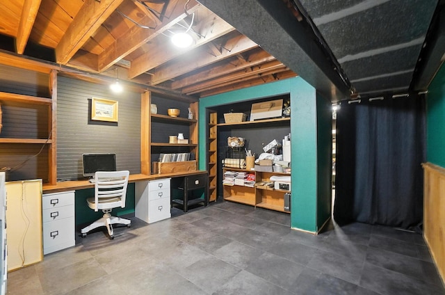 2620 Edgevale Rd, Columbus, OH 43221 - office area featuring built in study area