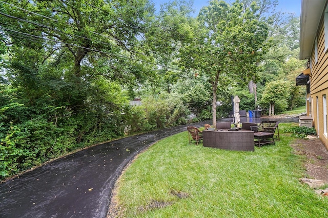 2620 Edgevale Rd, Columbus, OH 43221 - view of grassy yard