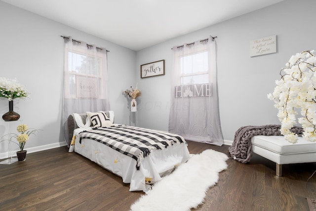 1174 Belden Rd, Columbus, OH 43229 - bedroom with dark wood-style floors and baseboards
