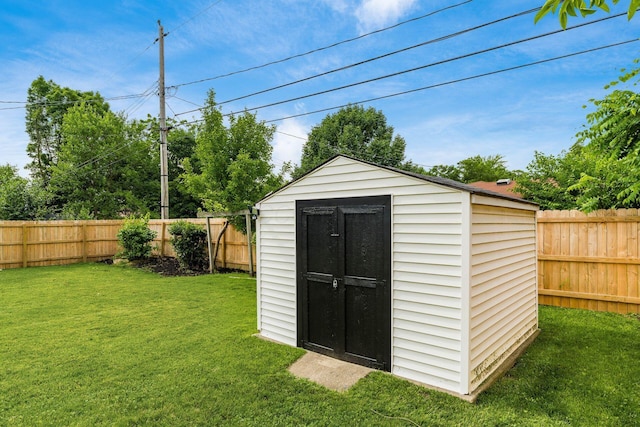 1174 Belden Rd, Columbus, OH 43229 - view of shed with a fenced backyard