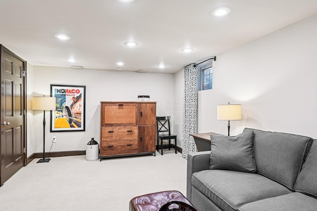 1968 Coventry Rd, Upper Arlington, OH 43212 - carpeted living room featuring recessed lighting