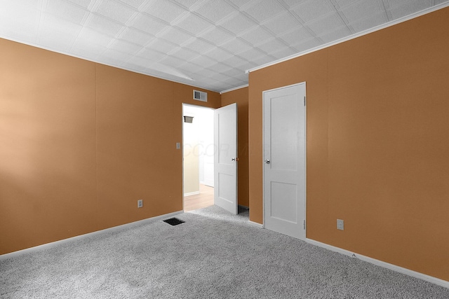 1086 S Hampton Rd, Columbus, OH 43227 - empty room with carpet and crown molding