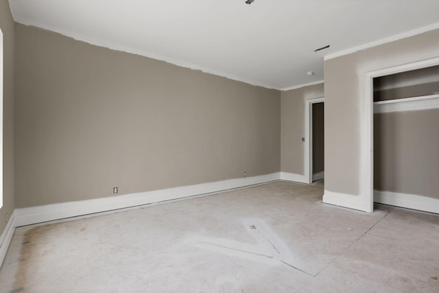 3699 Kassidy Dr, Grove City, OH 43123 - unfurnished bedroom with ornamental molding and a closet