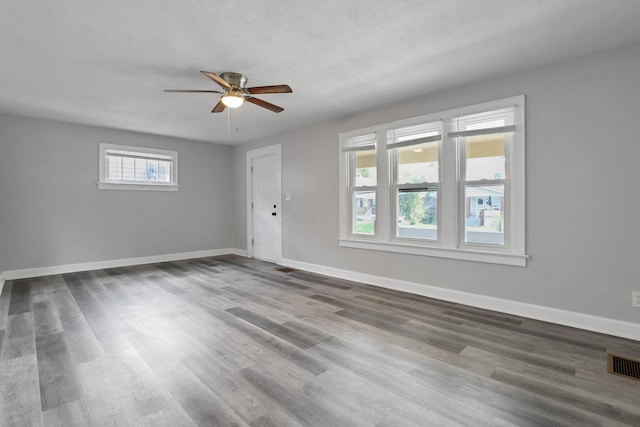 794 E Deshler Ave, Columbus, OH 43206 - foyer entrance with a ceiling fan and wood finished floors