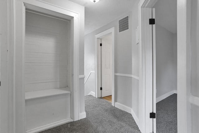 794 E Deshler Ave, Columbus, OH 43206 - hallway featuring carpet flooring and baseboards