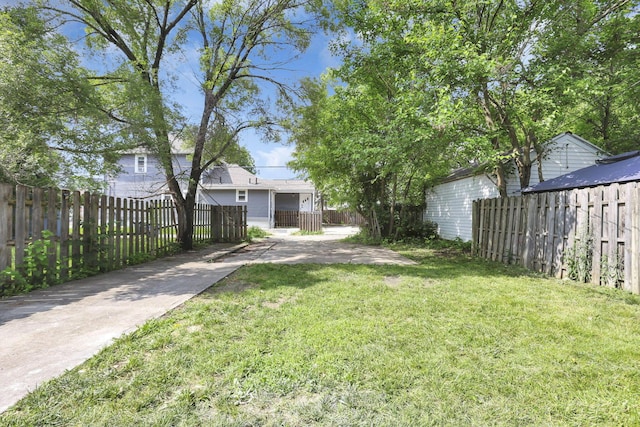 794 E Deshler Ave, Columbus, OH 43206 - view of fenced front yard