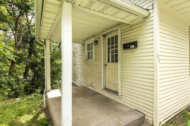221 S Baker Ave, Lancaster, OH 43130 - photo 4