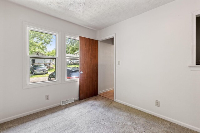 221 S Baker Ave, Lancaster, OH 43130 - photo 17