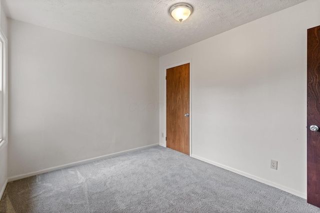 221 S Baker Ave, Lancaster, OH 43130 - photo 20