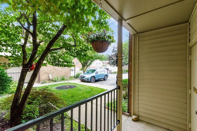 5092 Schuylkill St Unit 31-92, Columbus, OH 43220 - view of porch