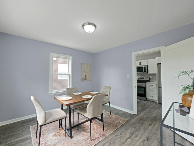 315 S Southampton Ave, Columbus, OH 43204 - dining space with dark wood-type flooring and baseboards