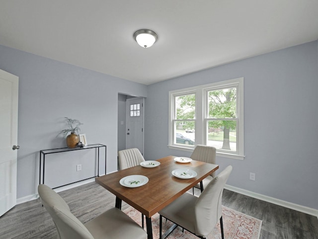 315 S Southampton Ave, Columbus, OH 43204 - dining room with wood finished floors and baseboards