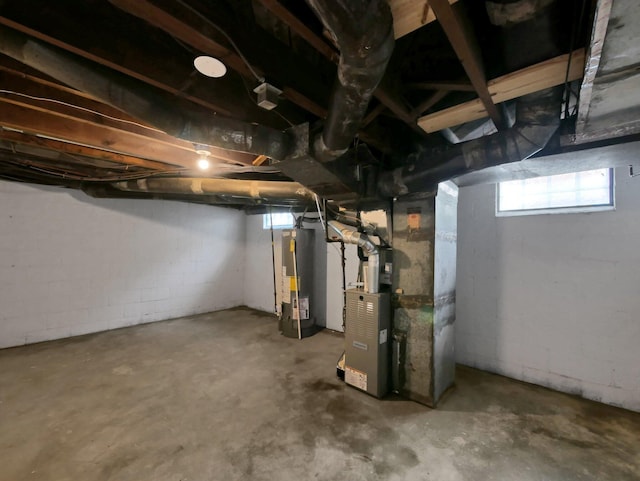 315 S Southampton Ave, Columbus, OH 43204 - basement with water heater