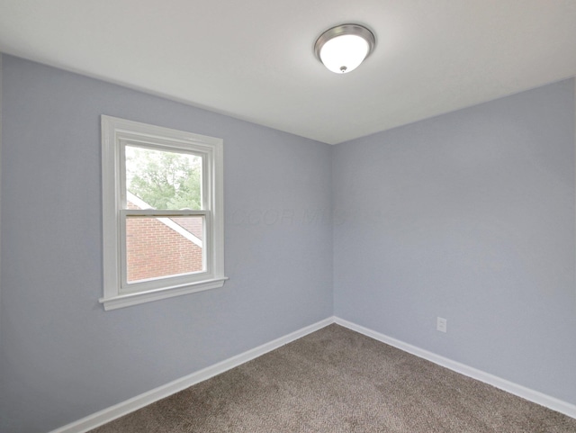 315 S Southampton Ave, Columbus, OH 43204 - carpeted spare room featuring baseboards