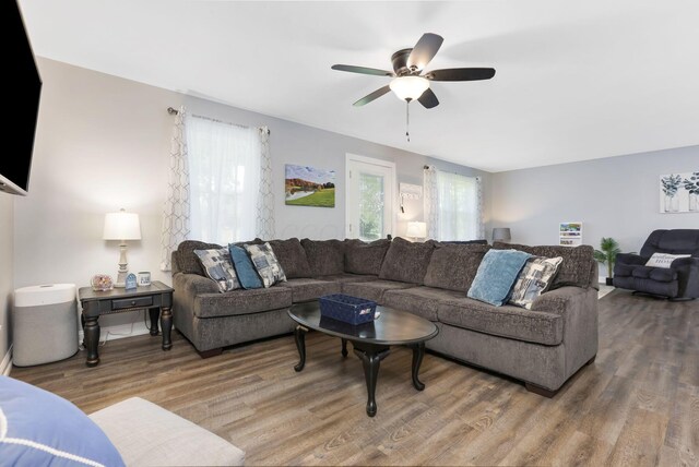 674 Greenbriar Cir, Howard, OH 43028 - photo 8