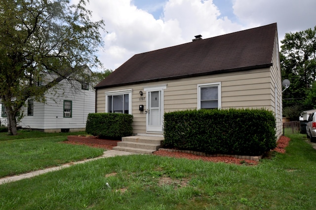 1097 Oakland Park Ave, Columbus, OH 43224 - photo 1
