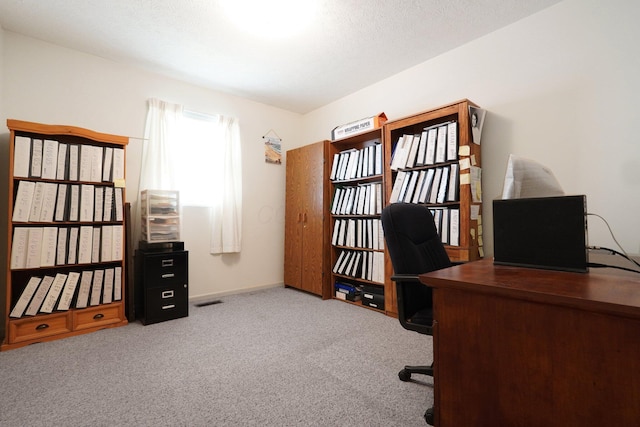 1138 Ohio Ave, Logan, OH 43138 - office with carpet floors and baseboards