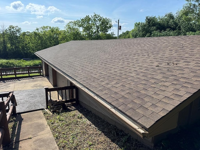 300 Core Rd, Frankfort, OH 45628 - exterior view of roof with shingles