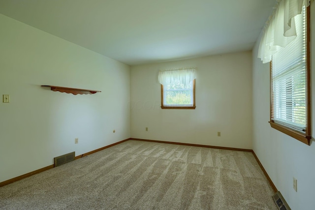 4979 Johnanne Dr, Groveport, OH 43125 - carpeted empty room featuring baseboards
