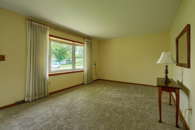 4979 Johnanne Dr, Groveport, OH 43125 - unfurnished room featuring carpet flooring