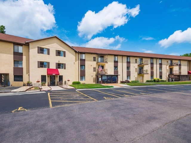 3967 Karl Rd Unit 217, Columbus, OH 43224 - photo 1