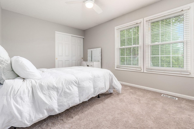 333 Quarter Way, Delaware, OH 43015 - carpeted bedroom featuring a closet and a ceiling fan