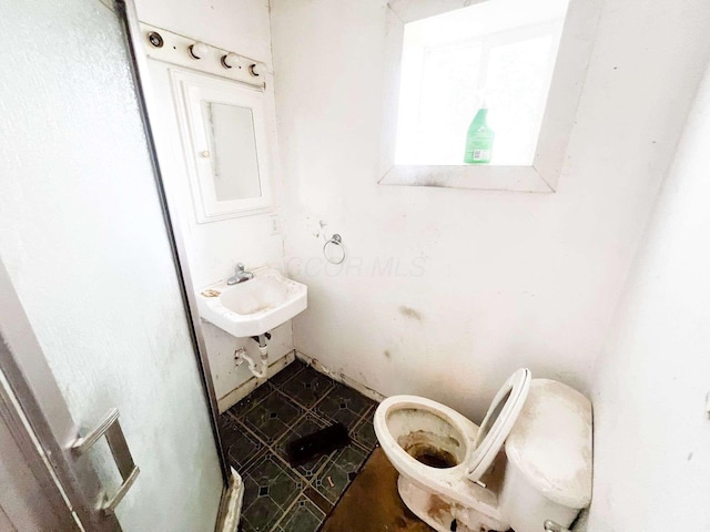 115 David St, Delaware, OH 43015 - bathroom featuring toilet and a sink