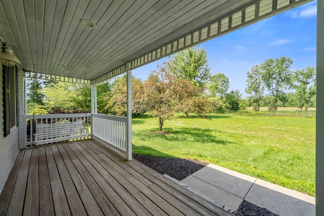 5373 Summit Rd SW, Pataskala, OH 43062 - porch featuring a yard