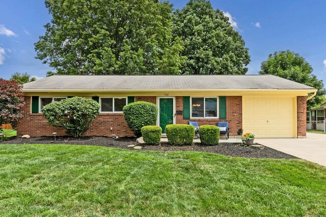 392 Brisbane Ave, Westerville, OH 43081 - photo 1