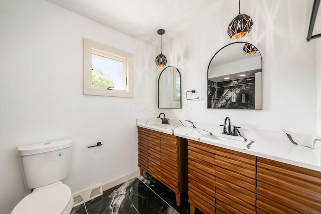 1571 Vinton Ave, Columbus, OH 43220 - full bath with marble look tiles and double vanity